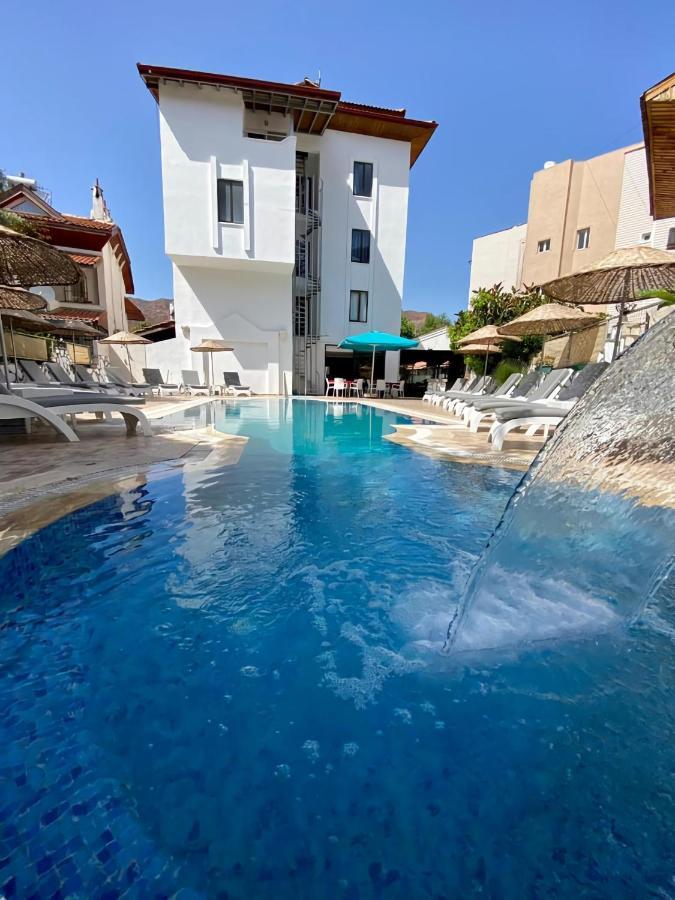 Eda Hotel İçmeler Ngoại thất bức ảnh